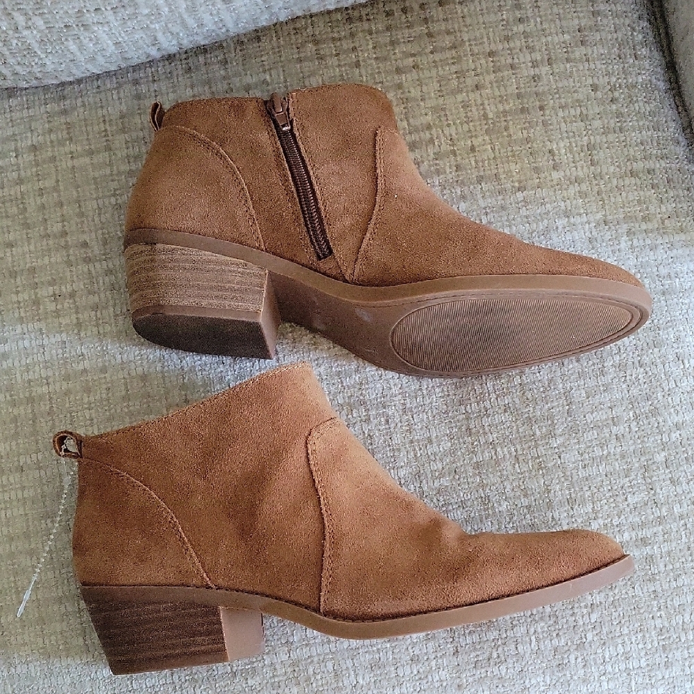 Lucky Brand Tan Suede Footwear - Picture 5 of 6